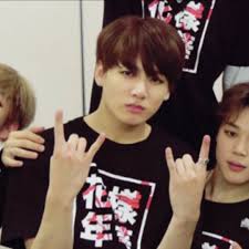 Pin De A A Em Jk Em 2020 1 De Setembro Grupo Bts