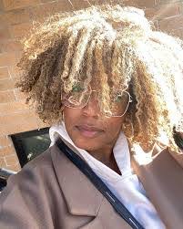 Tamara Draper's Instagram, Twitter & Facebook