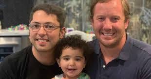 Derek Mize's Instagram, Twitter & Facebook