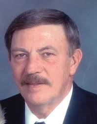 Dean Akin's Instagram, Twitter & Facebook