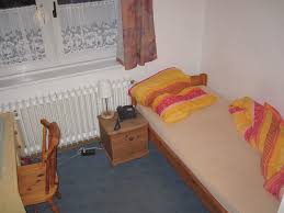 Aber ihr boden knarrt sehr. Bett Primitiv Und Knarrt Sudhotel Paderborn Paderborn Holidaycheck Nordrhein Westfalen Deutschland