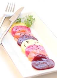 Carpaccio De Betteraves Mangue Saumon Fume A L Huile D Argan Entre La Poire Le Fromage En 2020 Carpaccio De Betterave Saumon Fume Carpaccio Saumon