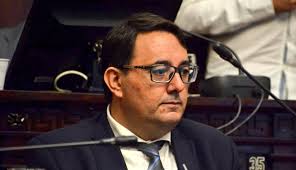 Quién es el tunuyanino que Cornejo designó como escribano general