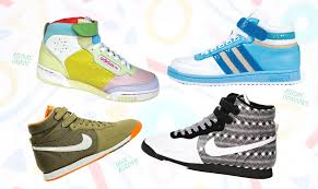 Cocino🎂 (cuando tengo tiempo), leo 📚 (en el tren), viajo ✈️(cuando se puede), vivo🧛 (lo máximo posible) y soy madre de un gatito 🐈 (a tiempo completo). Reebok Freestyle Forever Sneaker Freaker