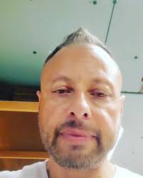 Randy Servello (@drumngi)