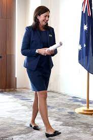 Deb frecklington said annastacia palaszczuk was too much and said her own children kept her she, on the other hand, has had a complete makeover — all the makeup, the designer labels, it's too. Queensland Opposition Leader Slams Premier For Wearing Designer Clothes And Make Up Daily Mail Online