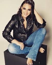 Listen to francesca manzini | soundcloud is an audio platform that lets you listen to what you love and share the sounds you create. Francesca Manzini Chi E Biografia Foto E Profilo Instagram