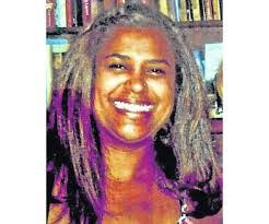 Alexis Christoff's Instagram, Twitter & Facebook