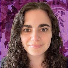 Elizabeth Held (@ElizabethHeld)