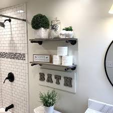 Pin De Glaucia Fares Em Home Sweet And Little Home Em 2020 Decoracao Do Banheiro Decoracao De Banheiro Simples Decoracao Banheiro Pequeno