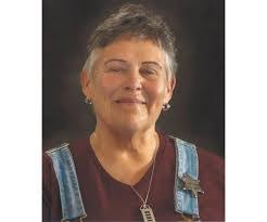 Thelma Gallo's Instagram, Twitter & Facebook