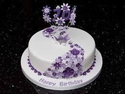 Torta Con I Fiori Foto 19 40 Pourfemme 40 Torte Di Compleanno Semplice Torta Di Compleanno Decorazione Della Torta Di Compleanno
