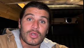 Irish travel creator threatened with arrest after his belongings were robbed