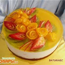 Ingrediente tort cu fructe si frisca. Decorarea Tortului Cu Fructe De PÄdure Cum SÄ Decorezi O PrÄjiturÄ Cu CÄpÈuni Este Simplu Èi Original