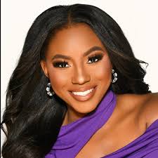 Sloane Stephens Doc & Glo Scholarship