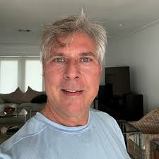 Frank Laporta's Instagram, Twitter & Facebook