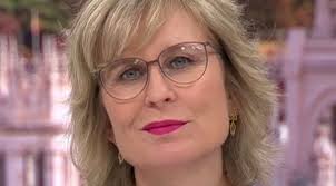 El humillante momento de María Rey al quejarse de que suene un móvil en  directo y descubrir que es el suyo