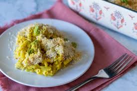 You can add and subtract any vegetables in this versatile recipe. Vegan Cheesy Tuna Noodle Casserole 86 Eats