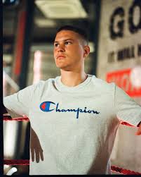 Shop tees, hoodies, socks & more now! Champion Herren Damenkleidung Offizieller Champion Store