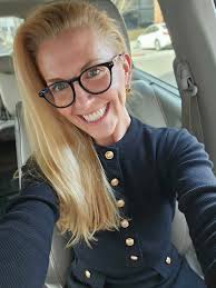 Had so much fun with this episode. Thank you Aileen Wallace for joining us.  ❤️❤️❤️❤️