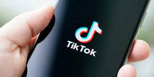 Fitness apps are perfect for those who don't want to pay money for a gym membership, or maybe don't have the time to commit to classes, but still want to keep active as much as possible. How To Download Tiktok Videos To View Them Off The App