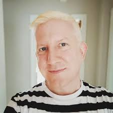 Karen Howatt (@Karenhowatt1666)