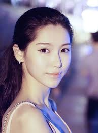 關楚耀空姐女友IG疑洗底零舊相任Model陳年照出土堪稱「換臉」