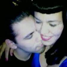 Vivian Barillas's Instagram, Twitter & Facebook