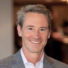 Lisa Schrumpf (@lisabschrumpf)