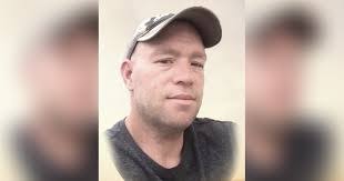 Krissy Cook's Instagram, Twitter & Facebook