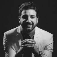 200+ perfis com “Assad”