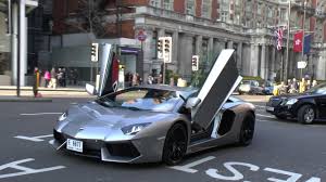 This vertical doors lambo door kit provides a great means to upgrade your mustang's doors for a unique look. Arab Lamborghini Aventador Driving With Doors Up Crazy Revving Huge Accelerations Youtube