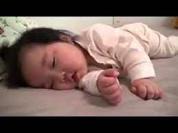 Bahagia itu kalau follow @bayi.lucu.vids credit/removal? Anak Bayi Imut Lagi Tidur Lucu So Cute This Baby While She Is Sleeping Wake Up Then Sleep Again Funny Babies Funny Kids Funny Korean