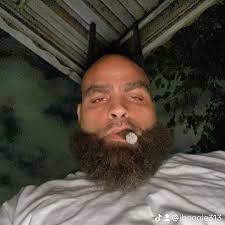 Why does my 07 Denali XL's oil pressure gauge fluctuate?