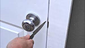 Where the lock is a privacy lock, there may be a coin slot visible, which you can turn with. Open A Locked Door With A Knife Door Security 101 Youtube