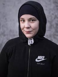 Svenska Marilyn, 17, blev fånge hos IS