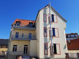 550 qm großen grundstück in toplage von naunhof direkt am naturpark und doch zentral gelegen angeboten.aktuell sind zwei einheiten vermietet. 4 Zimmer Wohnung Zu Vermieten Gartenstrasse 6 04683 Naunhof Leipzig Kreis Mapio Net