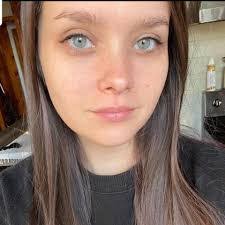 Mindy Boswell's Instagram, Twitter & Facebook