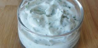 Le Veritable Tzatziki Grec Recette Tzatziki Sauce Yaourt Grec Recette Yaourt