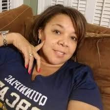 Eliza Everett's Instagram, Twitter & Facebook