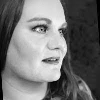 Aimee Sellars's Instagram, Twitter & Facebook