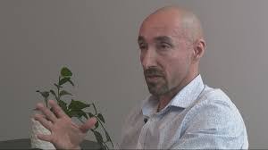 Steven Hovey's Instagram, Twitter & Facebook