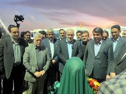 وزیر نیرو وارد کرمان شد / ادای احترام به سردار سلیمانی