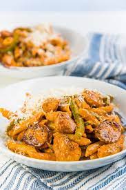 Green pepper, mozzarella, naan, chicken chorizo, pizza sauce and 2 more. Creamy Cajun Chicken Pasta With Sausage Too The Flavor Bender