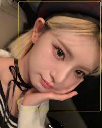 EVERGLOW_OFFICIAL(FOR•EVER)