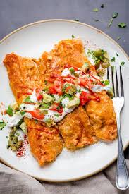 Easy Recipe For Chicken Enchiladas Flour Tortillas Stuffed With A Creamy Chicke Chicken Enchilada Recipe Chicken Enchilada Casserole Recipe Chicken Enchiladas