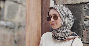 Lafaz taklik perlu dibaca dan ditafsirkan secara keseluruhan, bukan separuh atau sekerat saja. Hukum Isteri Minta Cerai