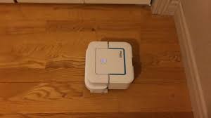 The irobot braava jet 240 is a small, quiet robot that mops and sweeps floors in small spaces, making it a good choice for apartment dwellers. Test Braava Jet 240 De Irobot Youtube