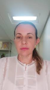 Mudanças...mudanças que geram desconforto, novas respostas . Tempo para  aceitar o novo, novas possibilidades, intensidades, relacionamentos. Eis o  desafio , se reinventar e atualizar., ...