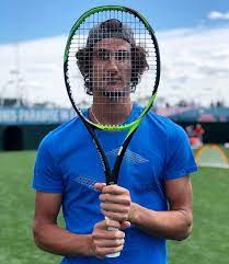 24.02.97, 24 years atp ranking: Lloyd Harris Behind The Racquet